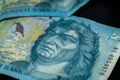 10 millió forintos szabad felhasználású hitel: hol találhatók a legjobb ajánlatok?